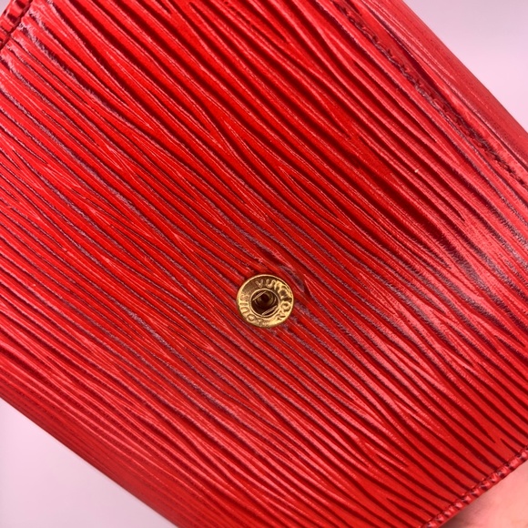 Louis Vuitton Red Epi Trifold Wallet and Coin Pouch - Picture 8 of 17